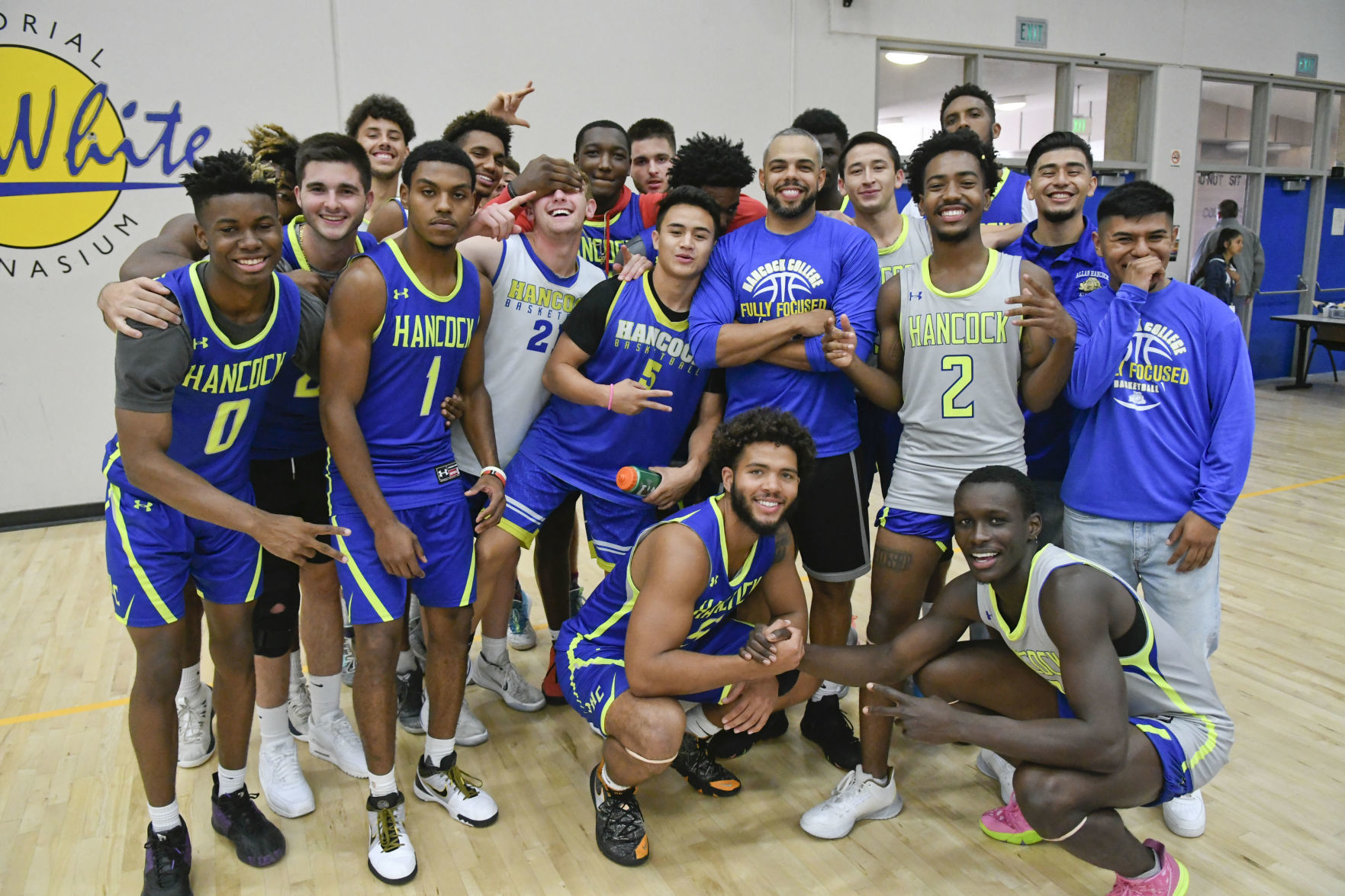 101619 Meet the Bulldogs 09.jpg